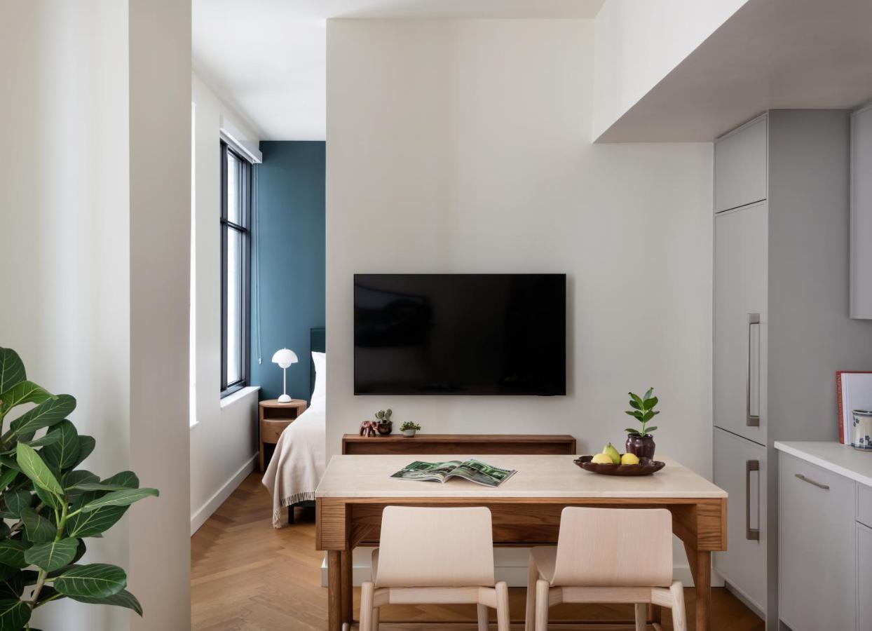 Roost Detroit Aparthotel Екстериор снимка